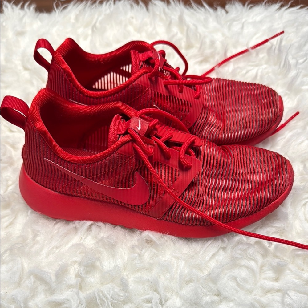 Nike Roshe One flight weight Running Shoes